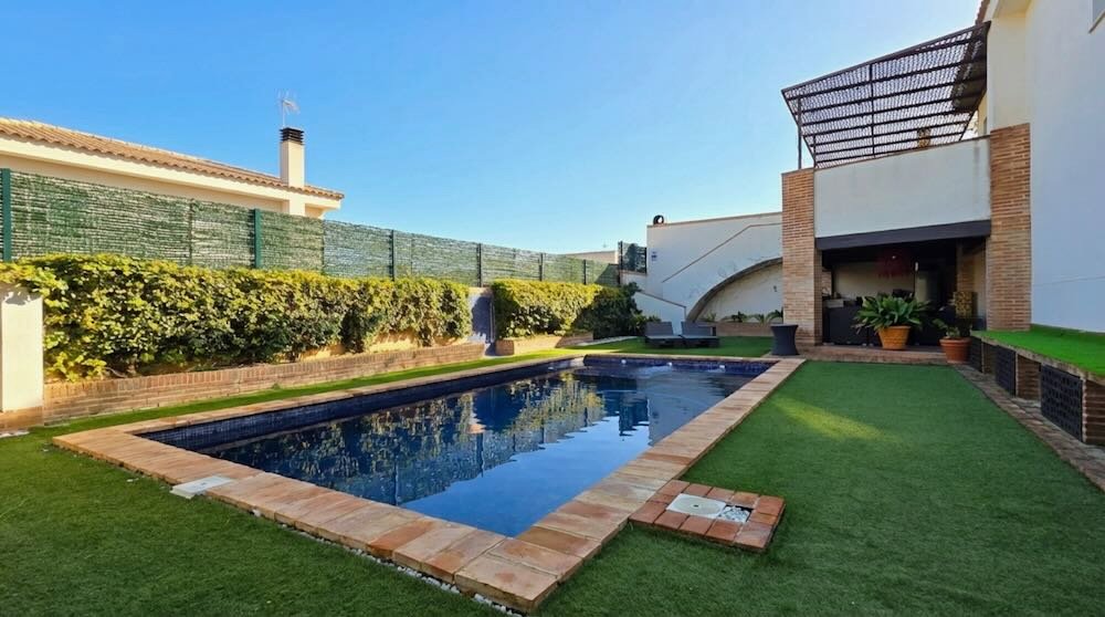 Property 2464 - Image 53